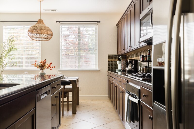 Building Photo - 1715 East Autumn Sage Avenue