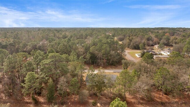 Building Photo - 9461 N Sandree Dr