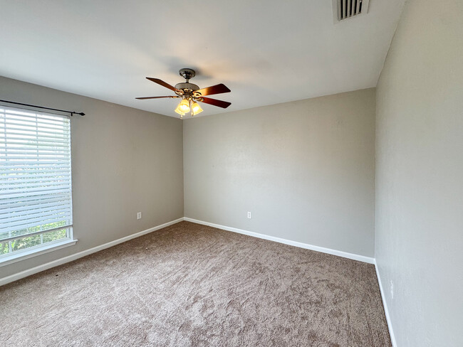 Building Photo - 9811 Claudett Ct
