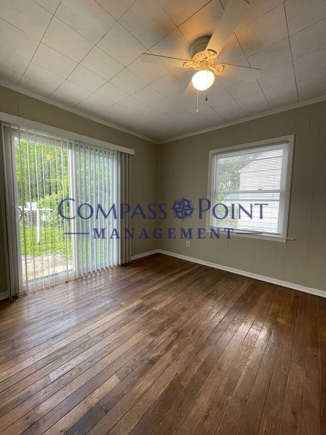 Building Photo - Spring Into Your New Home!