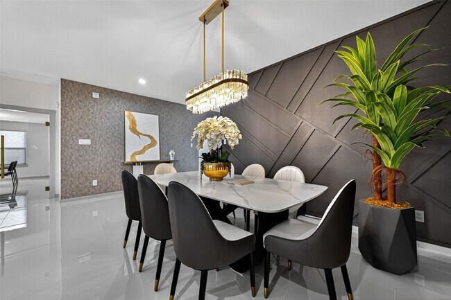 Building Photo - 31410 Hexan Hts Ln