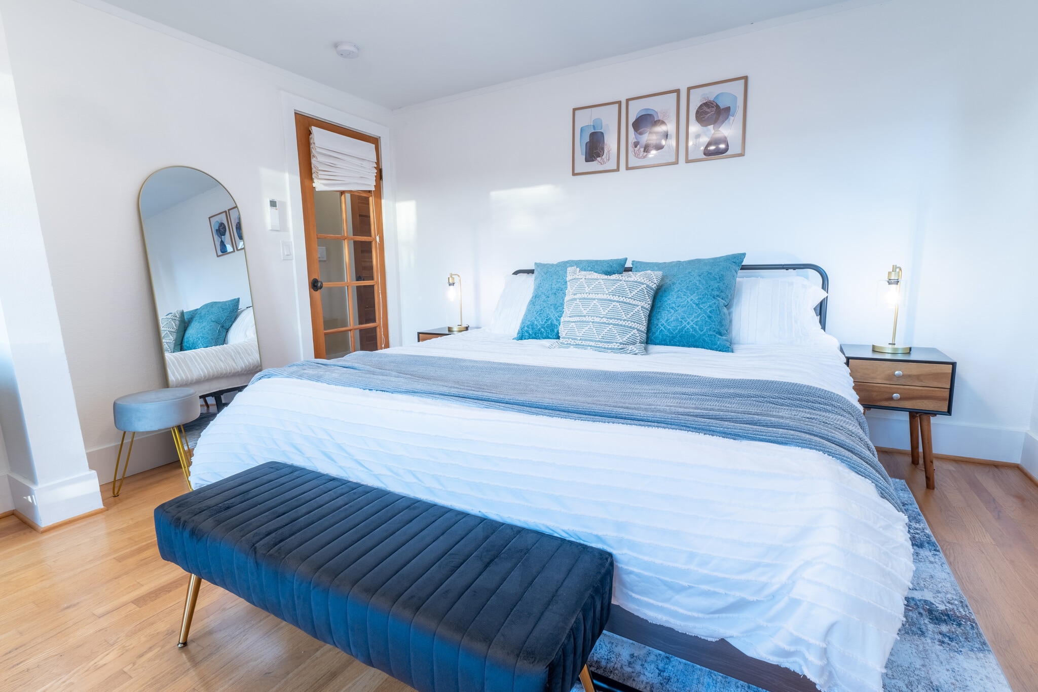 King sized bed with fot and medium-firm pillow choices - 1519 32nd Ave