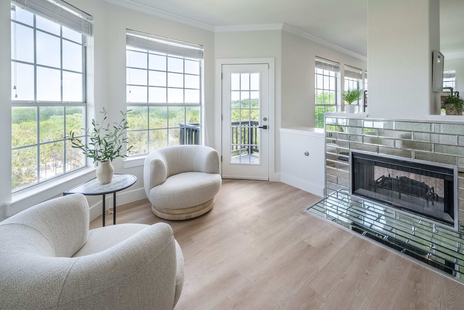 Building Photo - 8902 Feather Hill Rd