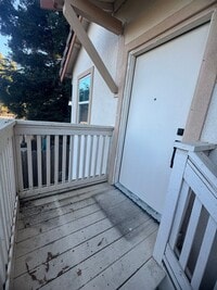 Building Photo - Studio with All Utilities Included!