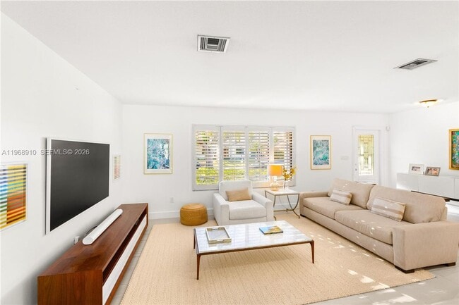 Building Photo - 17341 SW 74th Ave