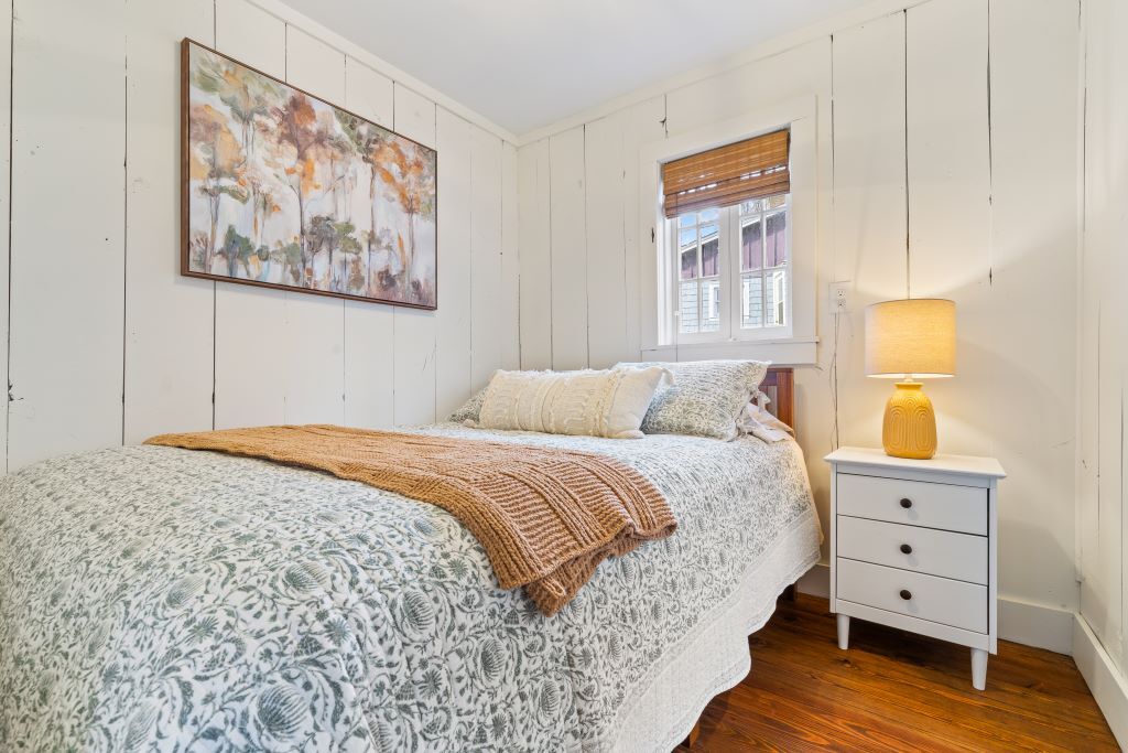 Building Photo - 5 Old Clark Hill Rd