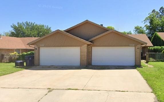 Primary Photo - 12520 Abbotts Way