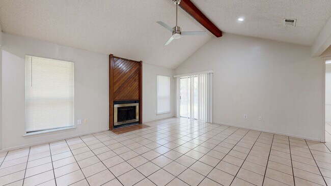 Building Photo - 2603 Lu Cir
