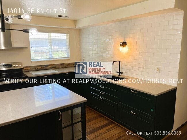 Building Photo - 14014 SE Knight St