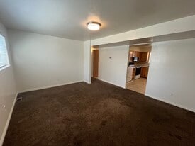 Building Photo - 171 E 850 S