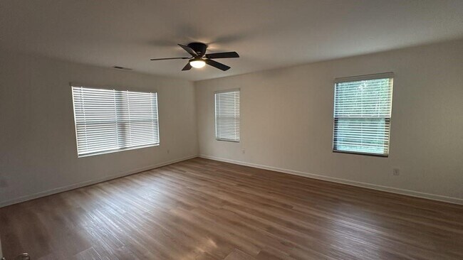 Building Photo - 5610 Flint Ln