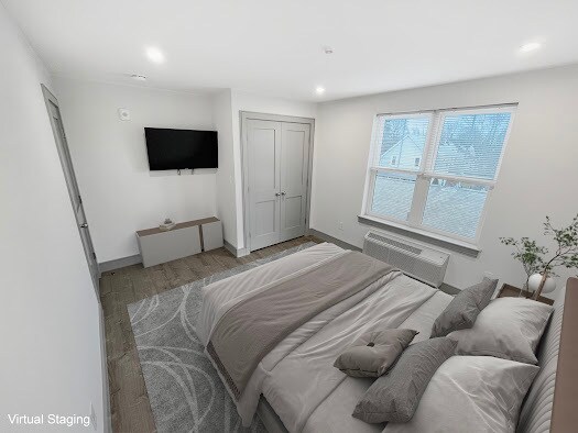 Building Photo - 522 Bridge St