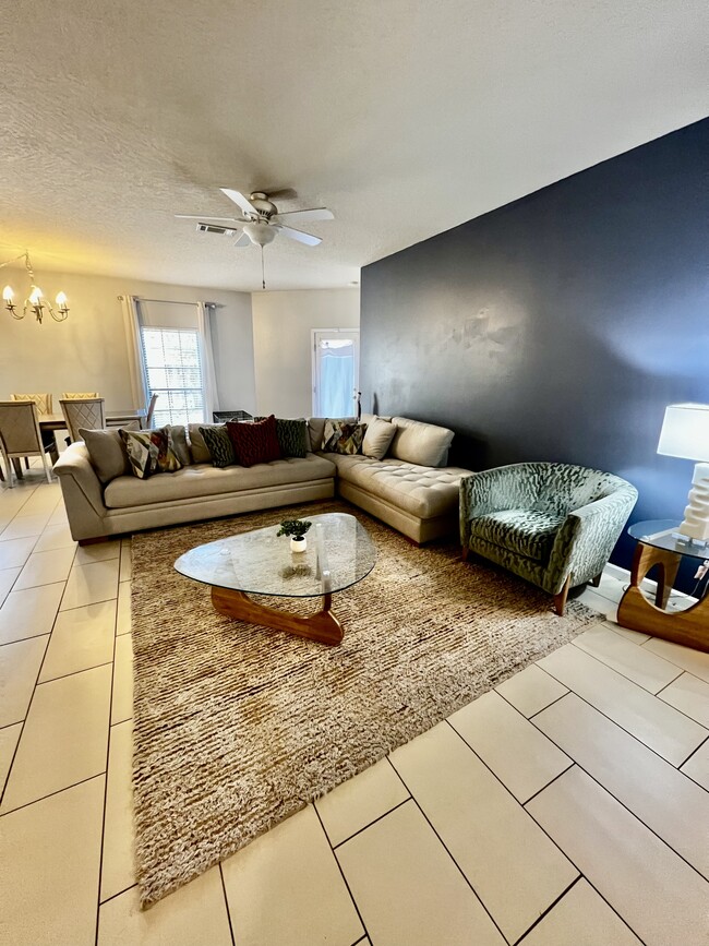 Building Photo - 4596 Hermosa Rd