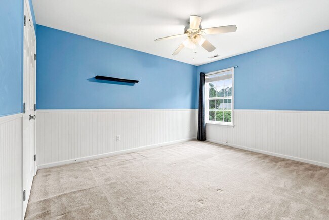 Building Photo - Delightful 4 Bedroom Minutes From Brier Creek and NW Raleigh.