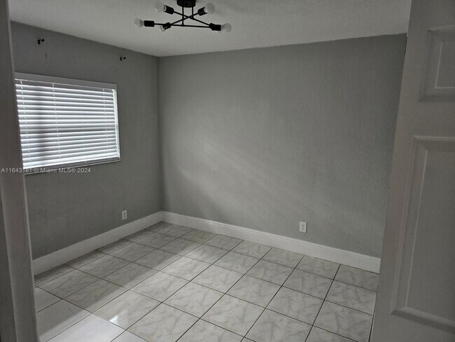 Building Photo - 8304 NW 35th St