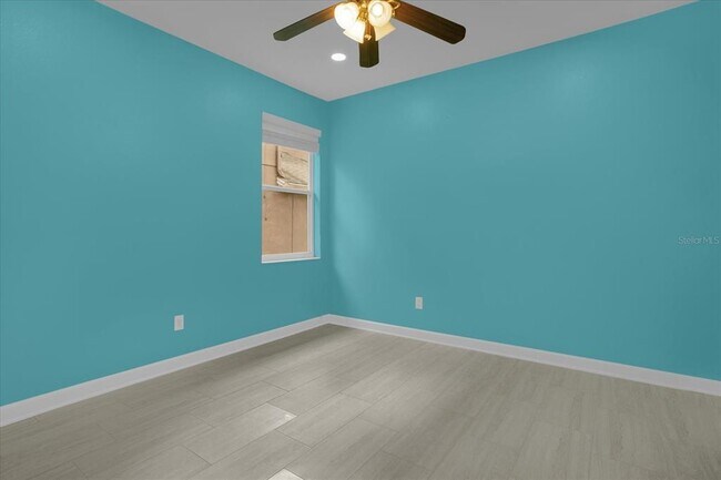 Building Photo - 1043 Via Como Pl