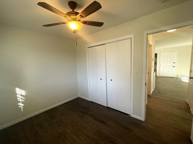 Building Photo - 104 Weber St