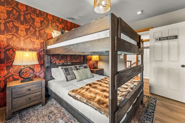 Building Photo - 7208 Secrest Ct