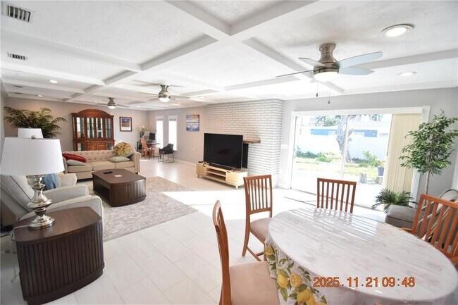 Building Photo - 2513 Gulf Blvd