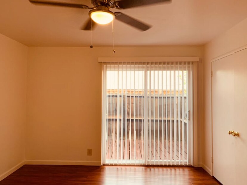 Building Photo - 10 W Swain Rd