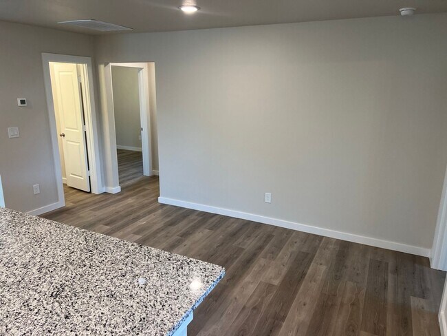 Building Photo - NEW 3 BEDROOM HOME IN ELM MEADOWS!