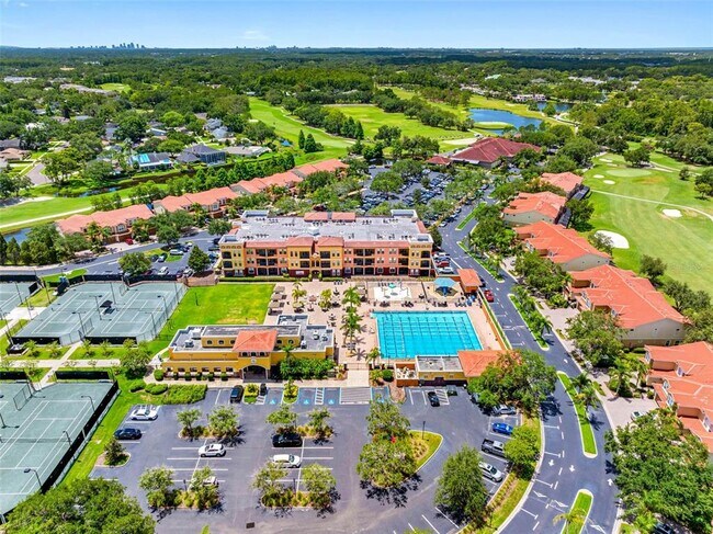 Building Photo - 13941 Clubhouse Dr