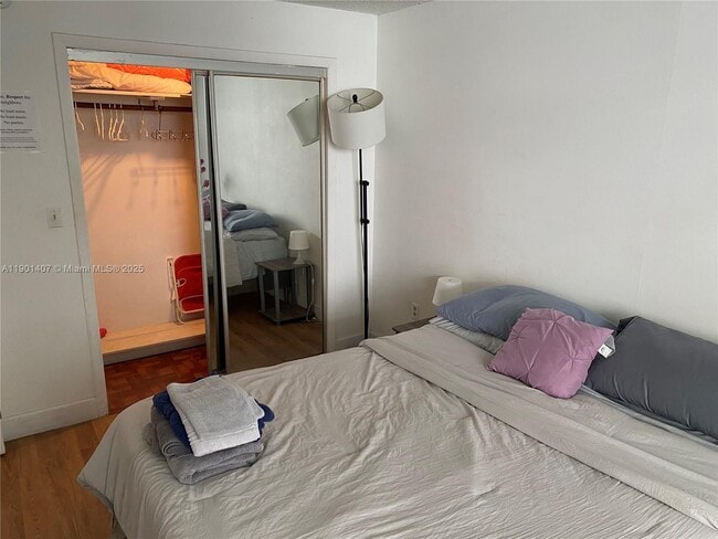 Building Photo - 1732 Meridian Ave