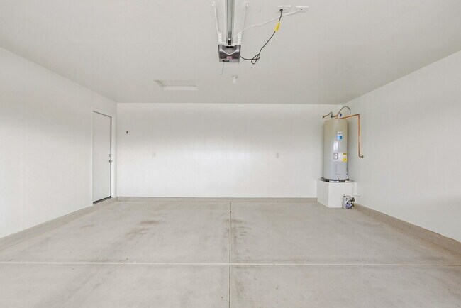 Building Photo - 1796 W Laguna Dr