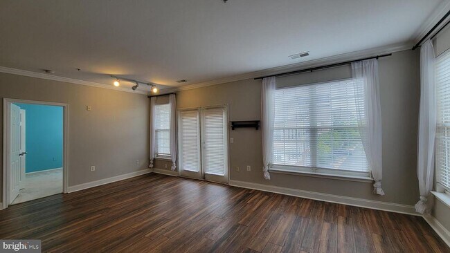 Building Photo - 3009 Nicosh Cir