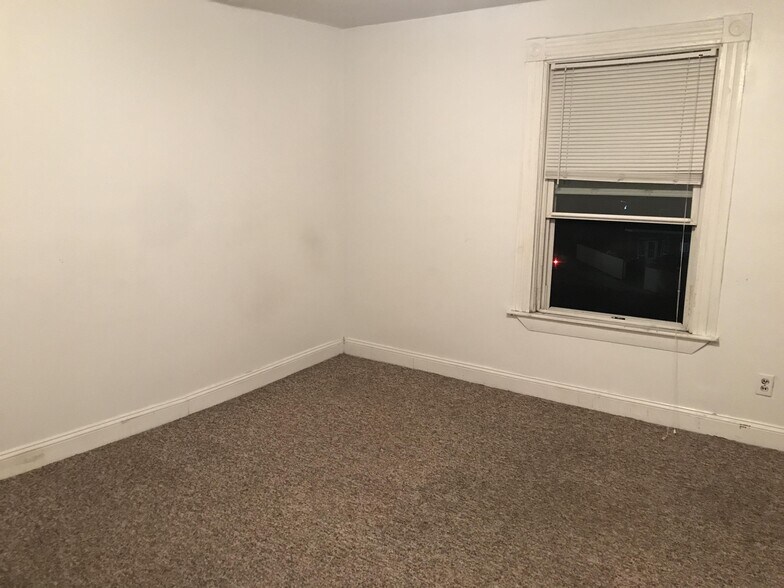 Building Photo - 17A Gordon St