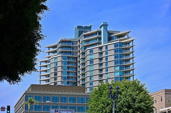 Building Exterior - 1080 Park Blvd