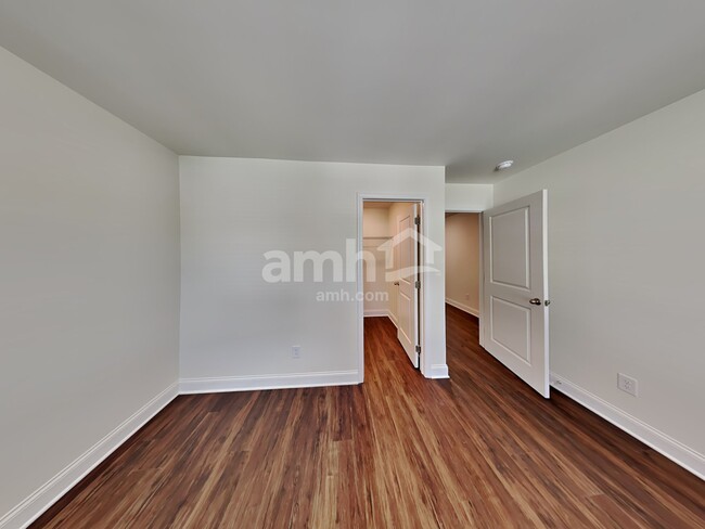 Building Photo - 269 Pecan Dr