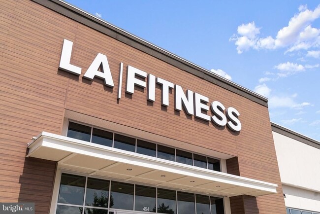 Building Photo - 2136 Glacier Rd