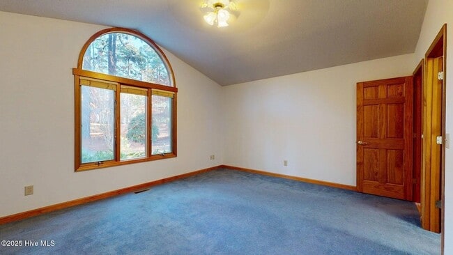 Building Photo - 1236 Rays Bridge Rd