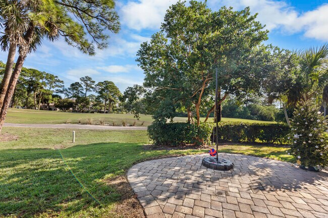 Building Photo - 1509 SW Mockingbird Cir