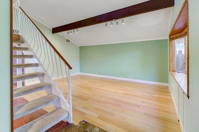 Building Photo - Beautiful 3 Bedroom home in Stonegate