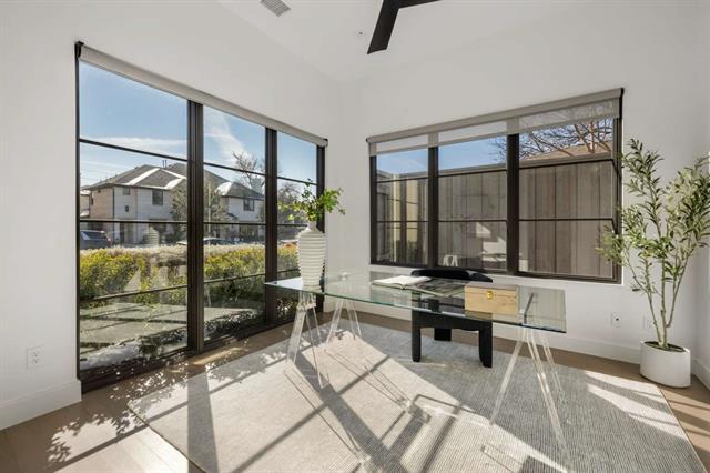 Building Photo - 6621 Del Norte Ln