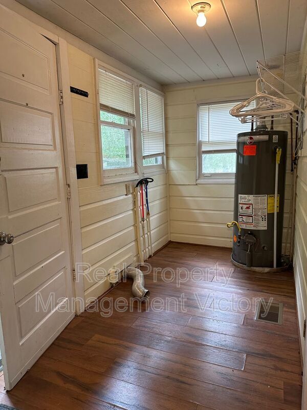 Building Photo - 2234 Floyd Bradford Rd