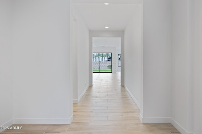 Building Photo - 3624 N 59th St