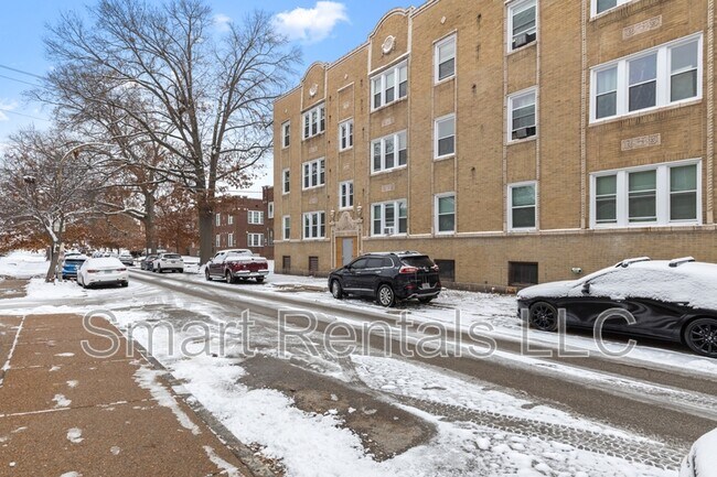 Building Photo - 4205 Ellenwood Ave