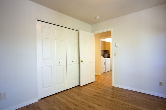 Building Photo - Major Updates: Vaulted Ceiling Spacious 2-Bed 2-Bath w DW, WD, Balcony!