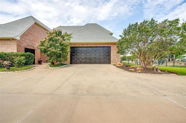 Building Photo - 9514 Park Dr