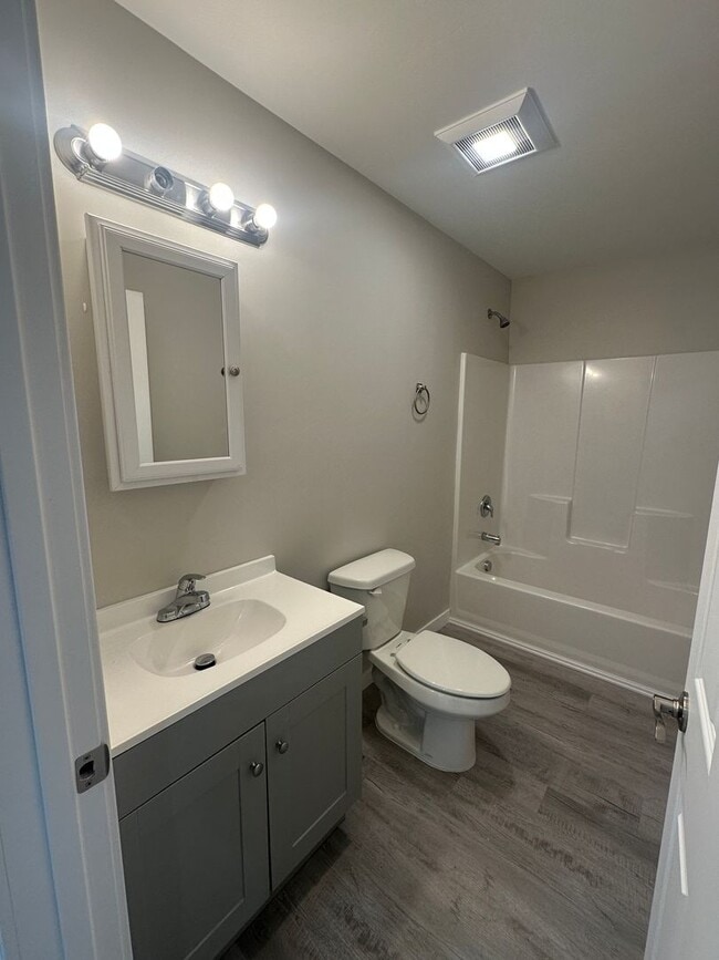 Building Photo - Brand New & Charming 2 Bedroom, 2 Bathroom Unit in St. Anthony!