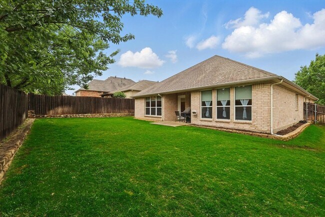 Building Photo - 4833 Heber Springs Trail