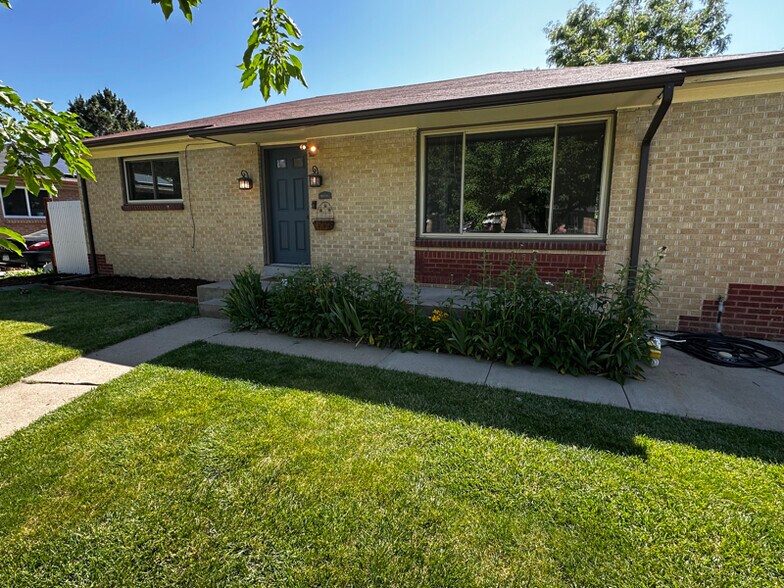 Primary Photo - 2310 Kenton St