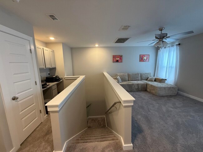 Building Photo - 1603 Ocaso Dr