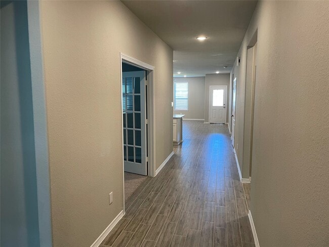 Building Photo - 803 Cypress Smt Rd