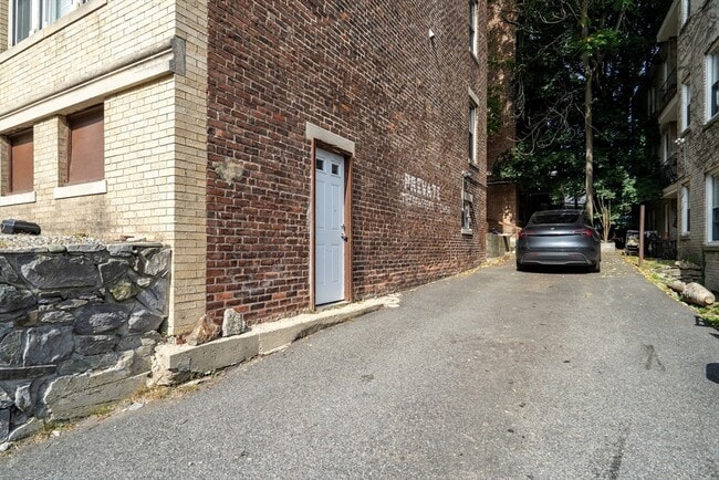 Building Photo - 41 Orkney Rd