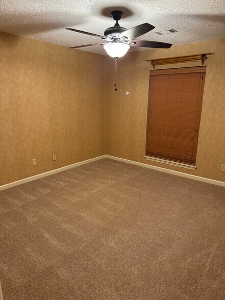 Guest Bedroom #2 - 426 Arlington Dr