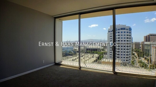 Building Photo - 700 E Ocean Blvd